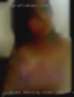 Plump balding in Jasper, Alabama older man seeking nsa sex.